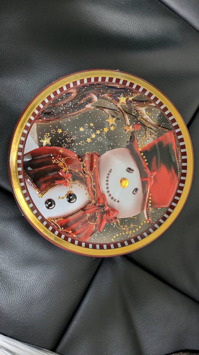 he3know's tweet image. 今年もマンションのオーナさんから早めのクリスマスブレゼント頂きました。
子供たちは早く開けてと大喜びですが、こういう気遣いの出来る大家さんになりたいです✨
#クリスマスプレゼント
#心遣い #感謝