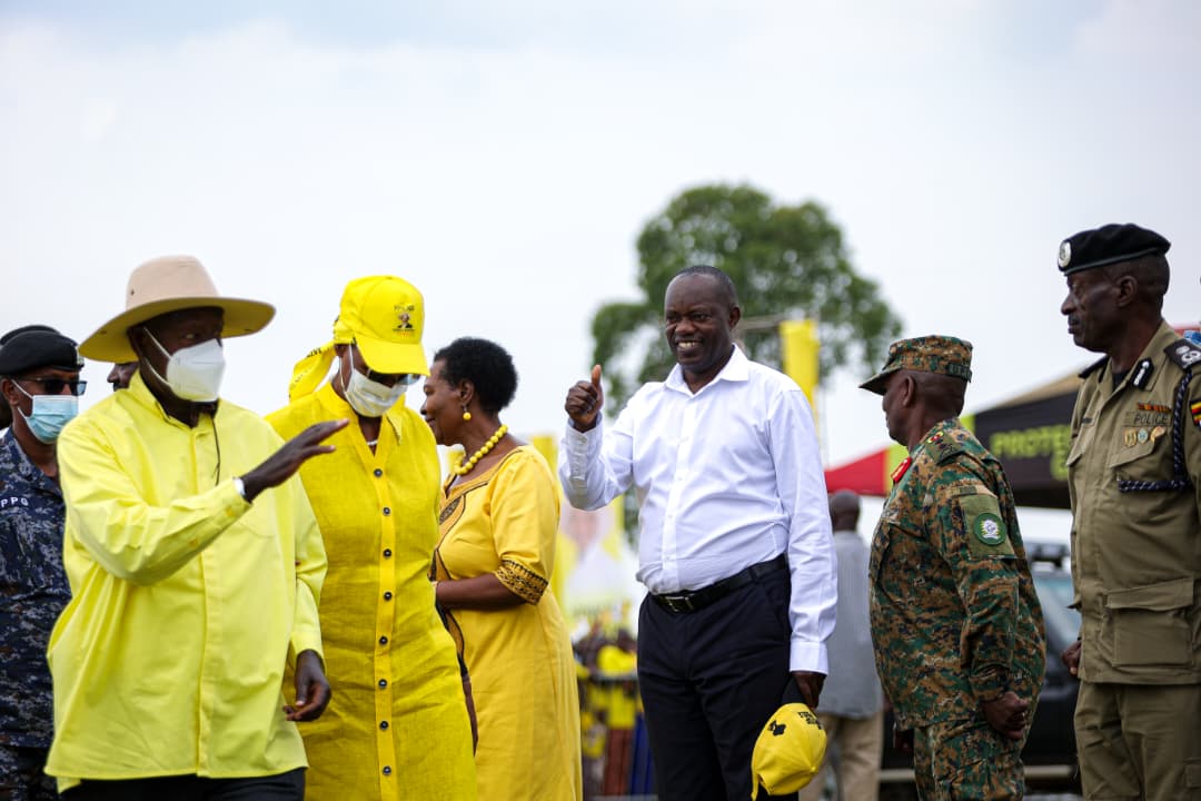 annah_blair's tweet photo. #Mitooma for President @KagutaMuseveni and @NRMOnline https://t.co/fVlfZVlMJl
