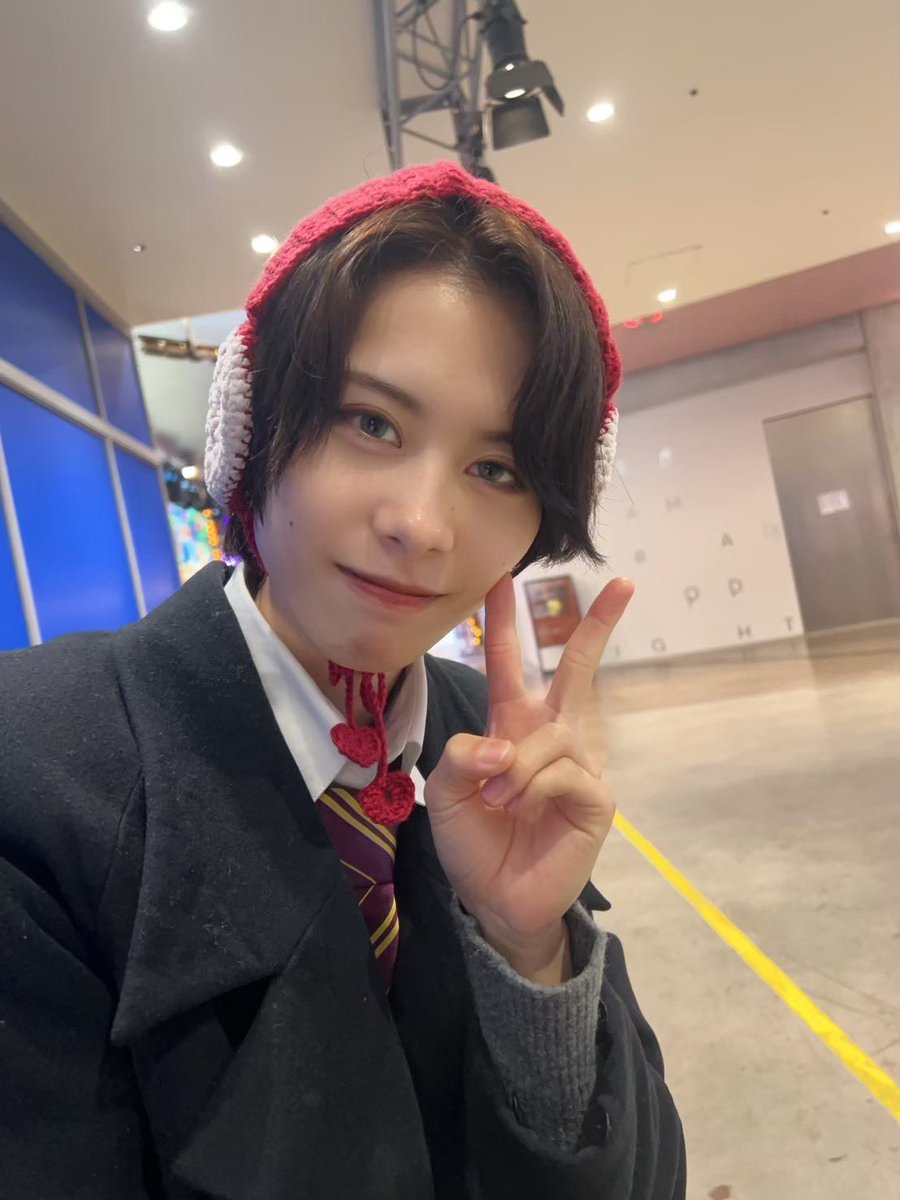 CODE:Uni tweet media