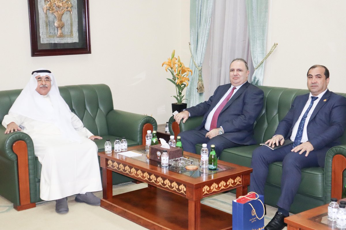 AzEmbKuwait's tweet image. During the meeting with the Head of the Constitutional Court of the State of #Kuwait , Counselor Adel Al-Bahou, Ambassador Emil Karimov discussed various aspects of the bilateral relations.