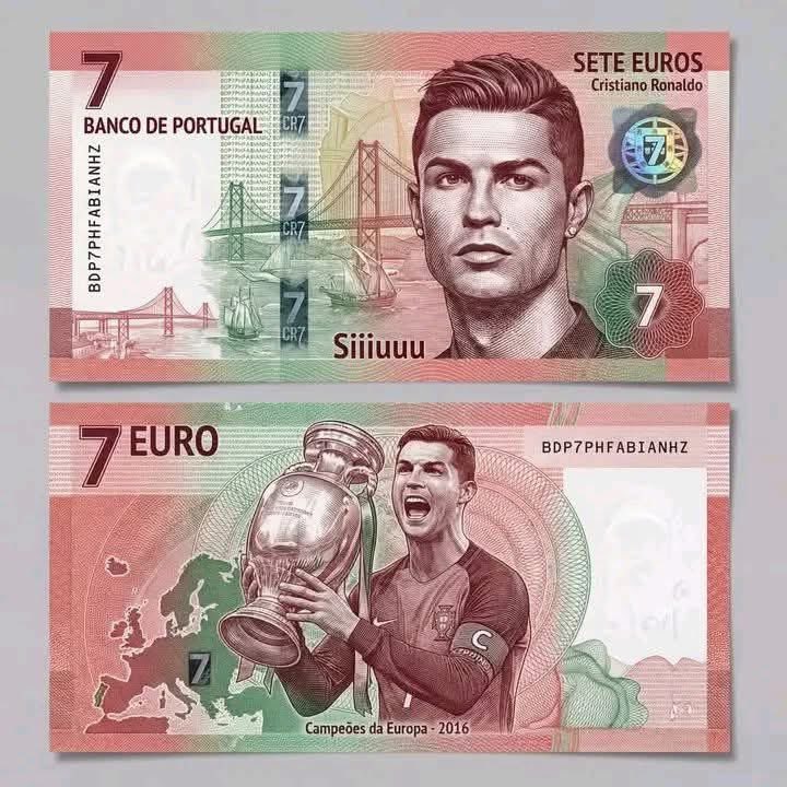 🇵🇹 ARRÊT SUR IMAGES

La Banco de Portugal s’apprête à frapper un billet spécial de 7€ avant la Coupe du Monde 2026…
Un billet unique pour célébrer le plus grand joueur de l’histoire du pays : Cristiano Ronaldo.

Légende vivante.
