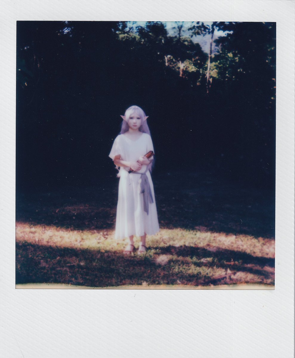 ELFEN_SHIBARI's tweet image. #portrait #polaroid
#cosplay #葬送のフリーレン
#Frieren #フリーレン