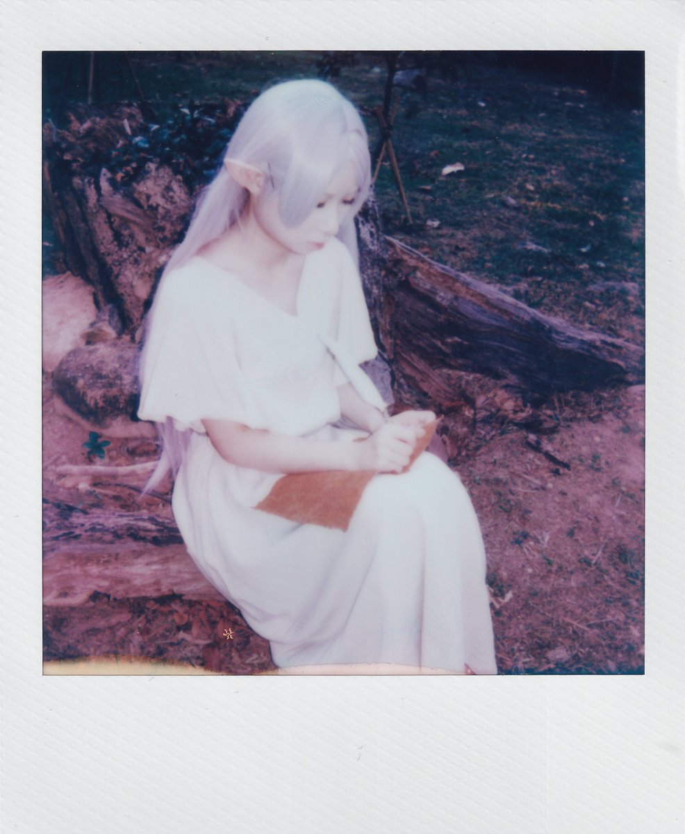 ELFEN_SHIBARI's tweet image. #portrait #polaroid
#cosplay #葬送のフリーレン
#Frieren #フリーレン