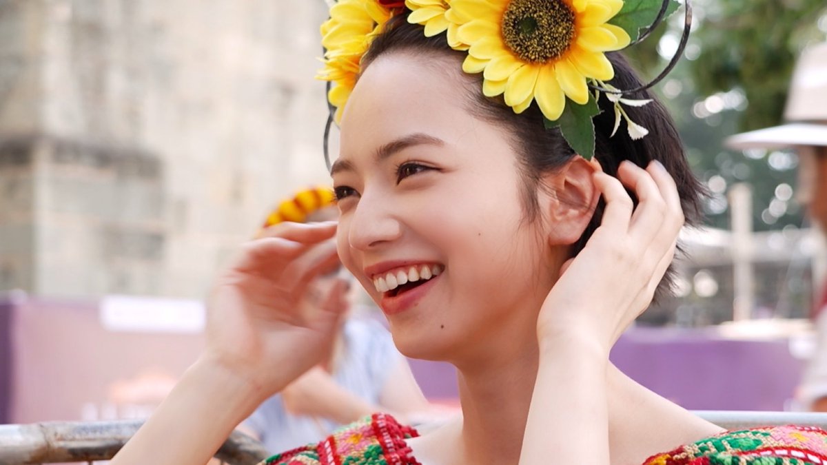 LALALIFE_TBS's tweet image. 今週の #ララLIFE チョイ見せ📸

#小松菜奈 メキシコ・死者の日へ🇲🇽💀

現地家族と市場を巡り、グルメを堪能し、
死者を迎えるパレードの準備をします❤️‍🔥

骸骨メイクにも挑戦！？

ぜひお楽しみに😊🌟

#さまぁ〜ず #三村マサカズ #青木崇高
#メキシコ #死者の日 #パレード