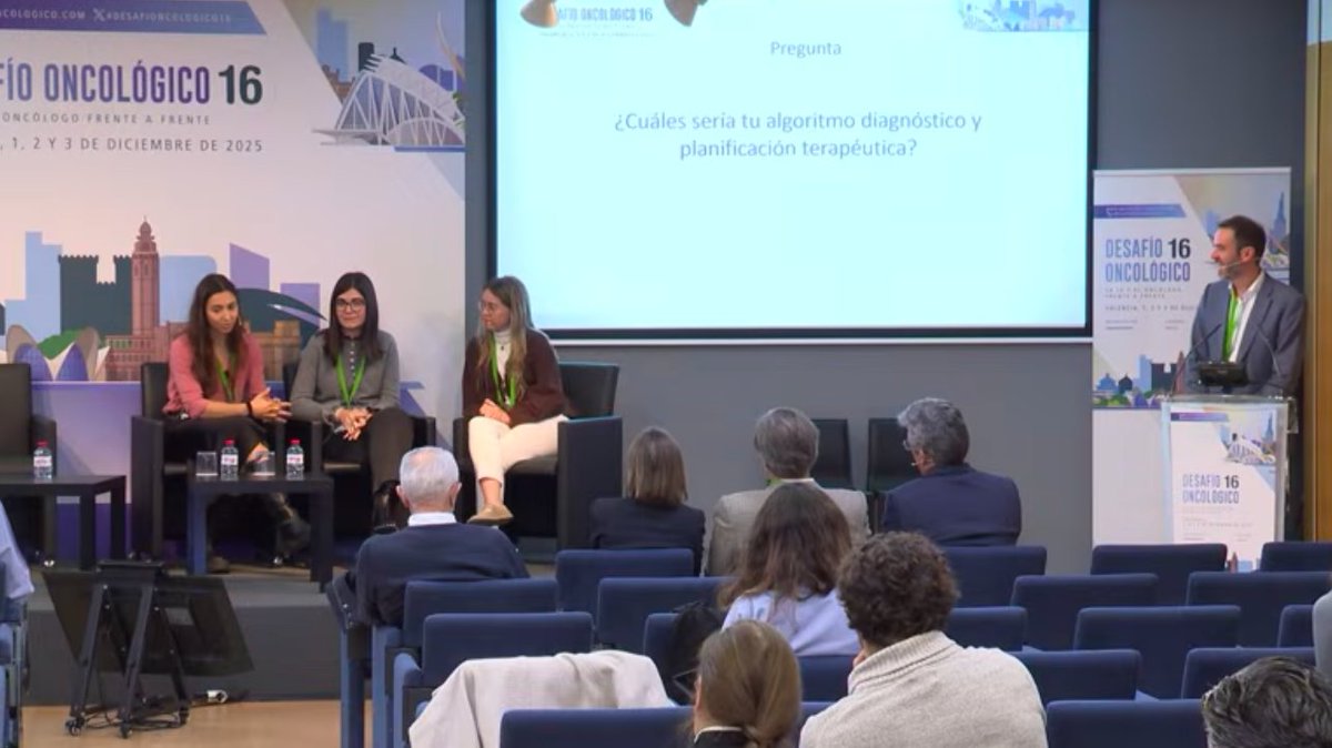 desafionco's tweet photo. El caso clínico es resulto junto a @GavilKino Belén Iglesias, R5 del Hospital Clínico Universitario de Valencia; Sara Micó, R4 del Hospital Arnau de Vilanova de Valencia; y Carlota Ramos, R3 del Instituto Valenciano de Oncología - IVO
#desafiooncologico16 #Oncología #IAClínica https://t.co/urE3Rr6uVK