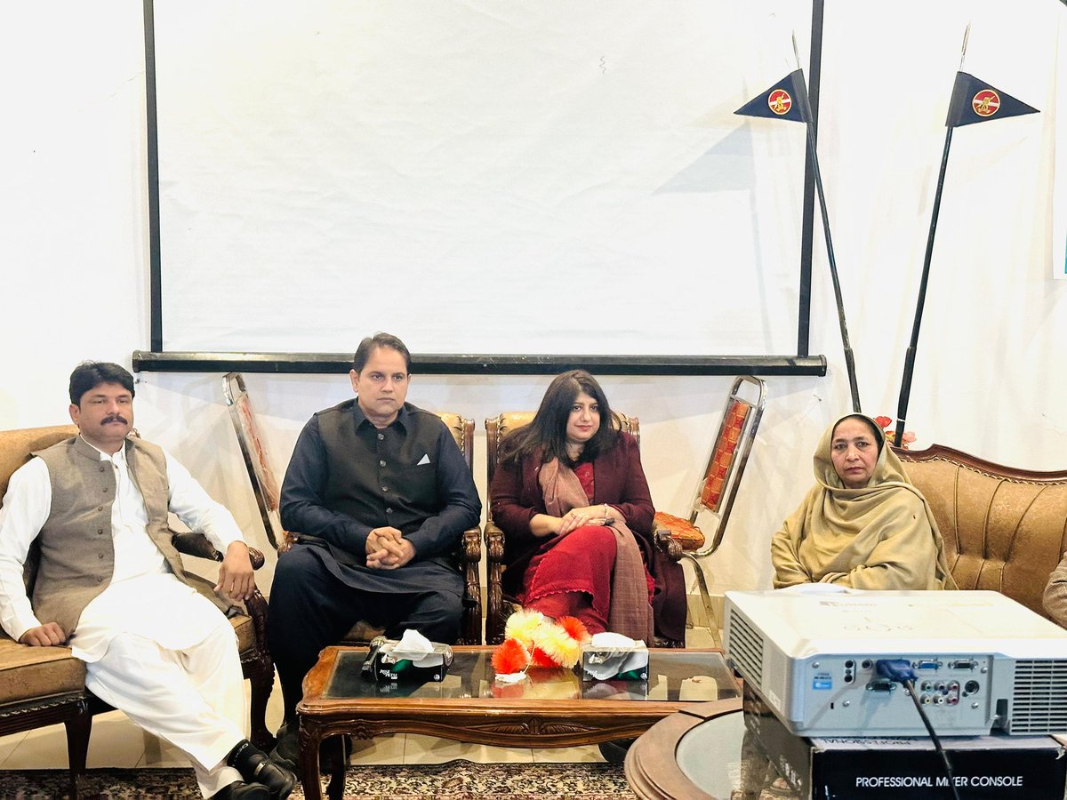 BishiBasharat's tweet photo. خوشاب :پاکستان پیپلز پارٹی کے 58ویں یوم تاسیس پرپیپلز پارٹی خوشاب صدر ملک علی ساؤل اعوان کی جانب سےتقریب کا انعقاد
تقریب میں رہنماپیپلز پارٹی سابق ایم پی اے عائشہ نوازچوہدری ،ضلعی عہدے داروں سمیت کارکنوں کی شرکت
@BBhuttoZardari
@aishachaudhary
@MalikAliSawal
#58YearsOfPPP https://t.co/fRRl4Esg5i