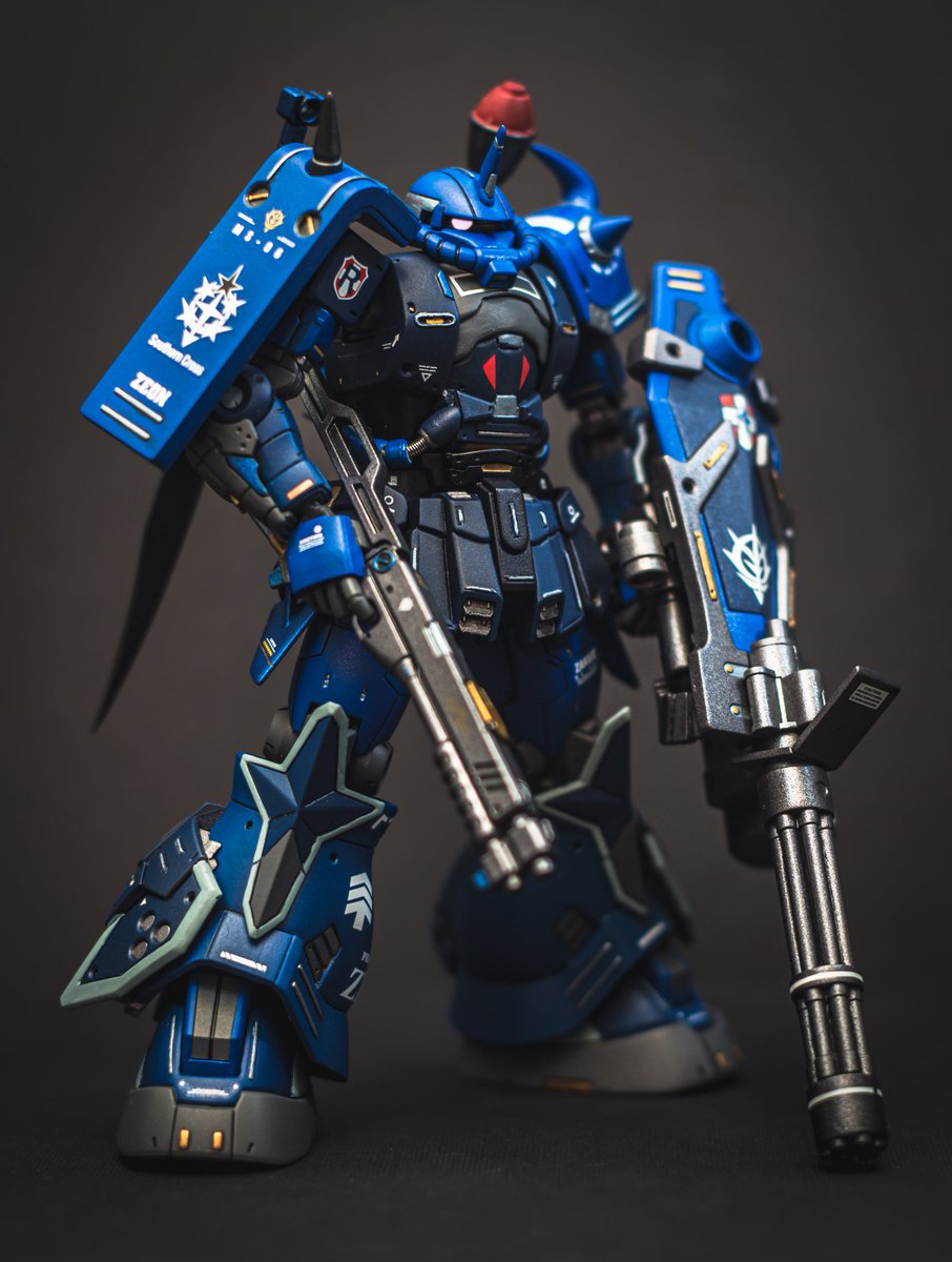 ooYOSHIYUKIoo's tweet image. ぶるっちょさむさむ

#寒さ凌ぎにザクを貼れ