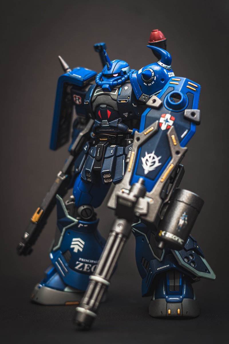 ooYOSHIYUKIoo's tweet image. ぶるっちょさむさむ

#寒さ凌ぎにザクを貼れ