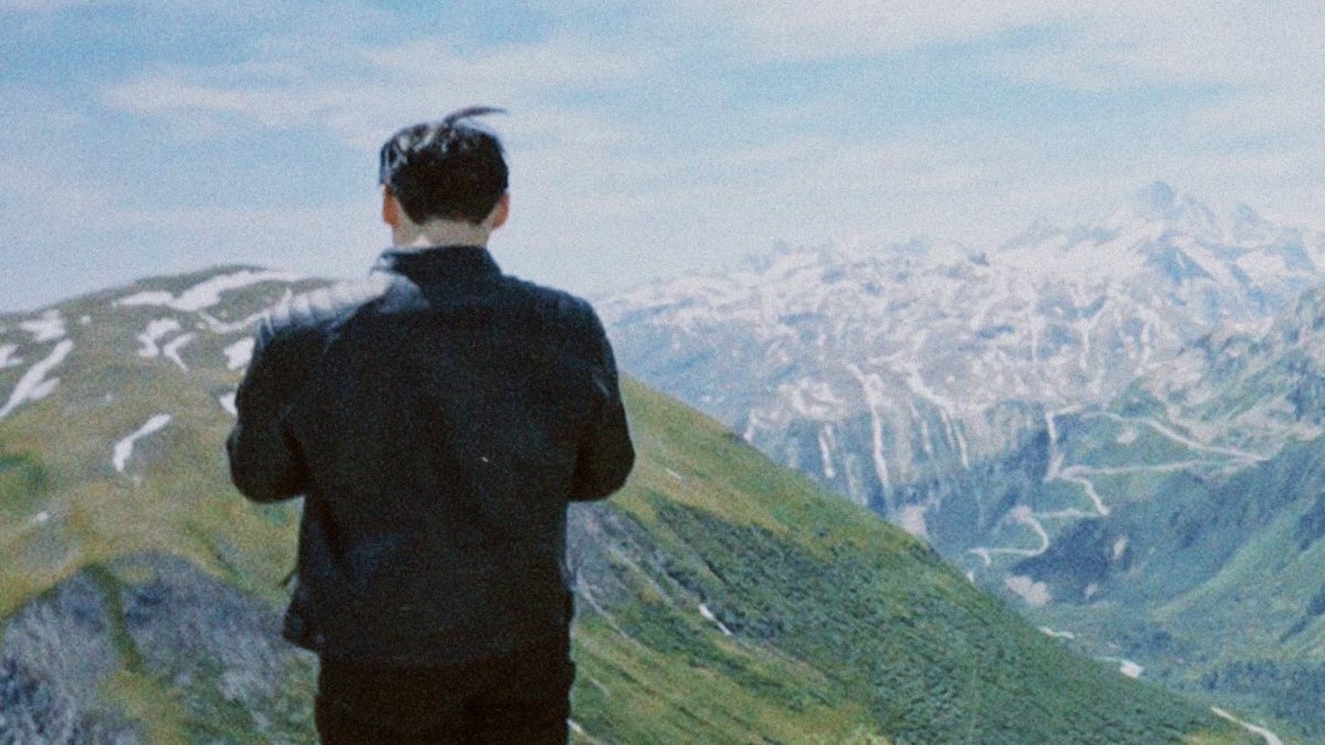 kookvtwins's tweet image. the prettiest view ♡