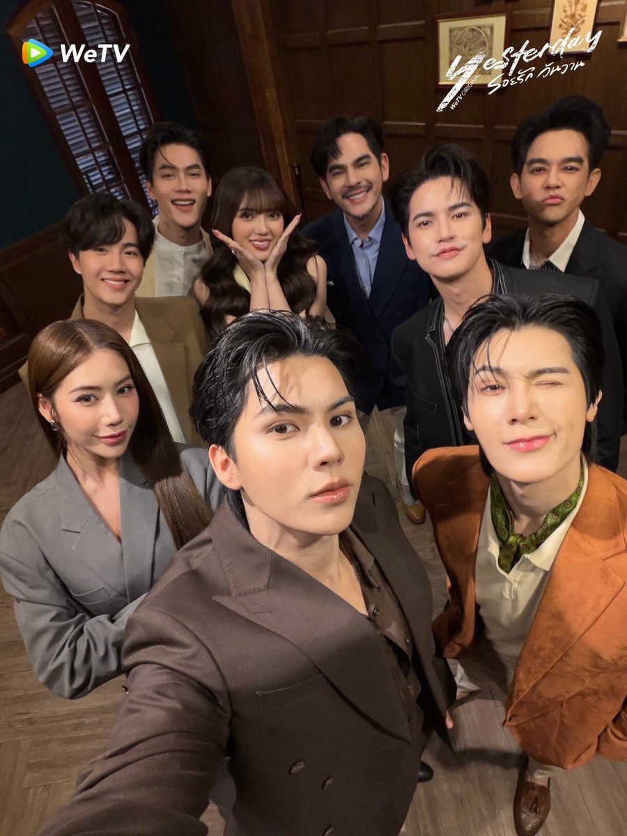ytdtheseries's tweet photo. But first, Let's us take a selfie 

#Yesterdayรอยรักวันวาน
#yesterdaytheseries
#WeTVth #WeTVOriginal 
#FortFTS #Peatwasu 
#nnineenninee #frienddina
#Taostp #Gunnernsk  #JengChotipat
#mospatiparn https://t.co/5tfa1nRrPE