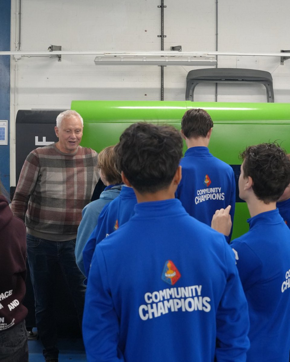 telstar1963nv's tweet image. 𝐎𝐩 𝐛𝐞𝐳𝐨𝐞𝐤 𝐛𝐢𝐣 𝐝𝐞 𝐓𝐚𝐭𝐚 𝐒𝐭𝐞𝐞𝐥 𝐀𝐜𝐚𝐝𝐞𝐦𝐲! 🌟

Onze Community Champions ontdekten de 7 Werelden van Techniek, kregen een rondleiding en bouwden en testten hun eigen elektrische mini-auto’s. Dank aan Tata Steel en Techportal voor deze dag!

#WitteLeeuwen