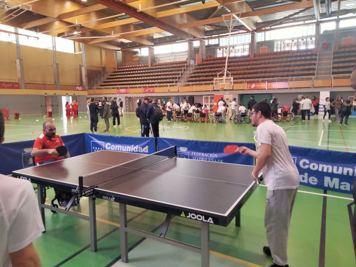 APADISASOC's tweet photo. 📅 Hoy celebramos el Día Internacional de las Personas con Discapacidad en el Polideportivo Dehesa Boyal.
➡️Visibilizamos capacidades, impulsamos inclusión y sensibilizamos a la sociedad.
¡Juntos por una sociedad más justa! 💪 #Inclusión #APADIS https://t.co/GEbnSY4VVF