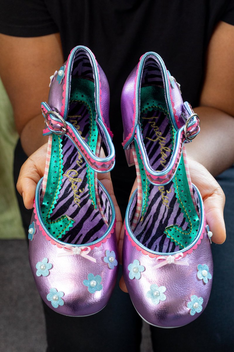 careuk's tweet image. Making Wishes Come True at Edgbaston Manor ✨

Mervelyn had one special wish: to have her own unique pair of 'Irregular Choice' shoes in her favorite color, purple! 💜

#TrustedToCare #WeCare #Caring #Passionate #TeamWork #LifeDoesntStop
