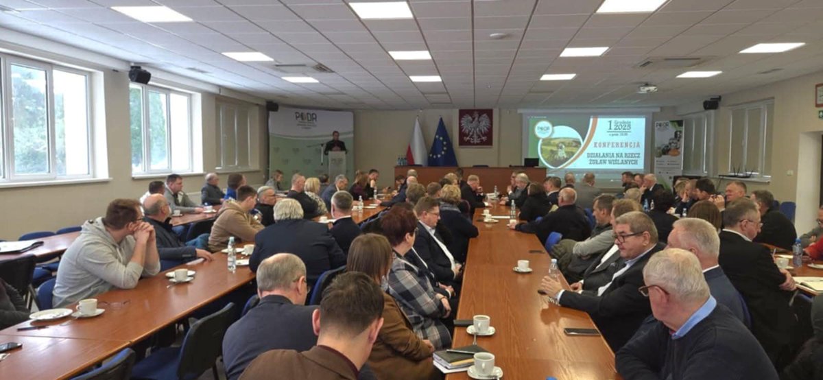 RZGWGdansk's tweet photo. Wzięliśmy udział w konferencji „Działania na rzecz Żuław Wiślanych”. To ważne miejsce, żeby przypomnieć o naszym wkładzie w ochronę przeciwpowodziową Żuław.
#StopPowodzi #StopSuszy https://t.co/nOe8QNLpFI