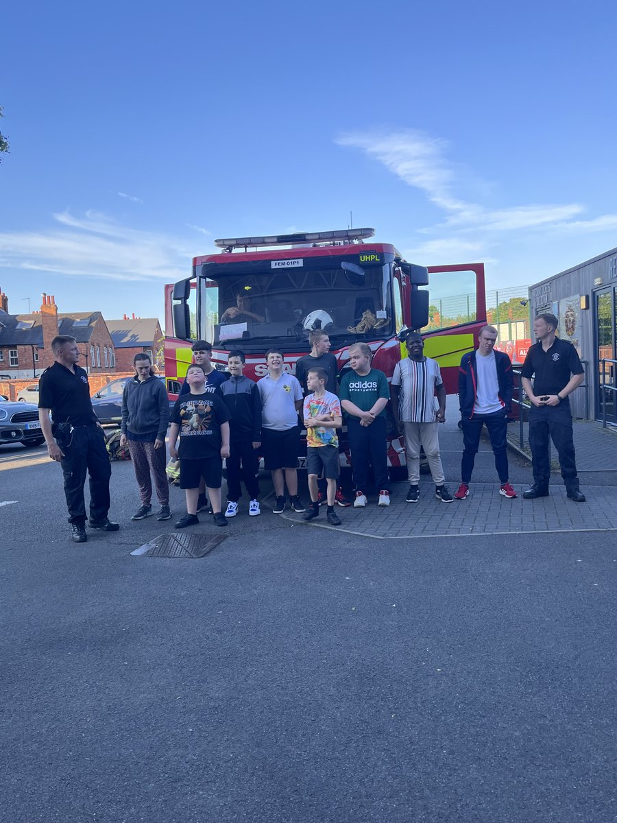 SteelbacksF's tweet image. Our Super 1s sessions have been a brilliant success this year. 🏏

With support of @LordsTaverners, our inclusive sessions for 8-25 year olds give attendees the chance to be involved in cricket and meet new people.

For more info on Super 1s, contact bethany.dickens@nccc.co.uk 📩