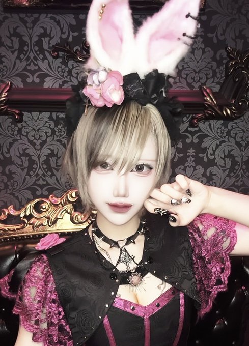 Follebit（フォルビット）