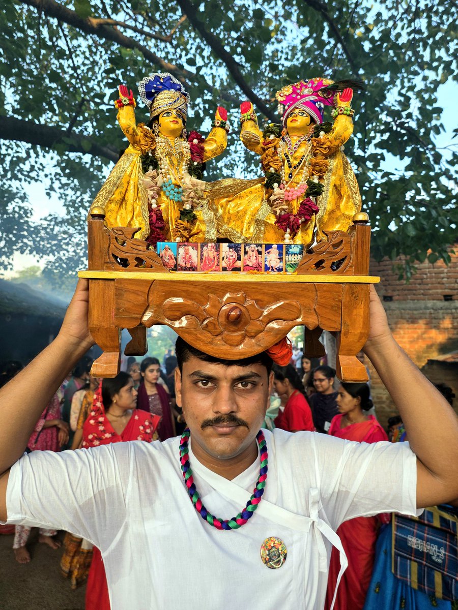 iskconpakurtv's tweet photo. Janmashtami Celebration - 2025

Shri Shri Radha Rashbihari Gaur Sundar Temple, International Society for Krishna Consciousness (ISKCON) Pakur-816107 Jharkhand.
#iskconpakurtv https://t.co/PwqONMmLb0