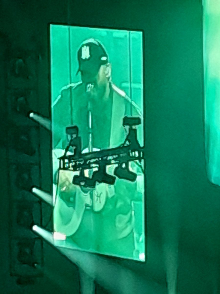 NalanZeynel's tweet photo. James Arthur Mannheim 01.12.25 https://t.co/qC1AW8NCLt
