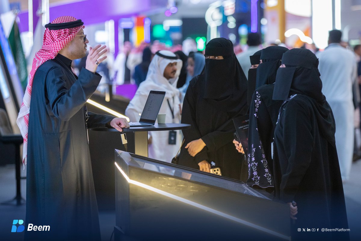 زوار منصة بيم للأعمال يستكشفون تجربة تواصل وإنتاجية فريدة في #بلاك_هات25 🤩

🗓️ 2–4 ديسمبر 2025
📍 مركز الرياض للمعارض والمؤتمرات – ملهم

سجّل الآن مجانًا:
🔗 |blackhatmea.info/3K4aLl0