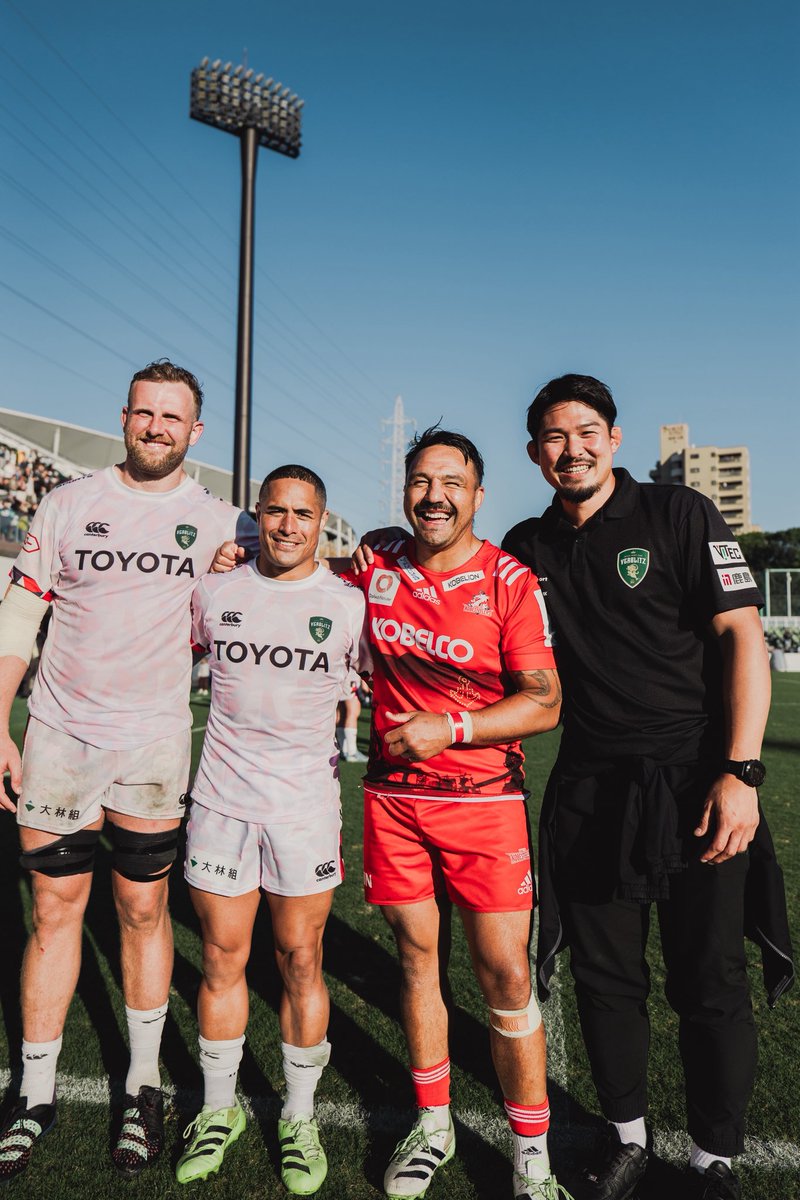 🫰🏽 <a href="/Highlanders/">Highlanders</a> in Japan