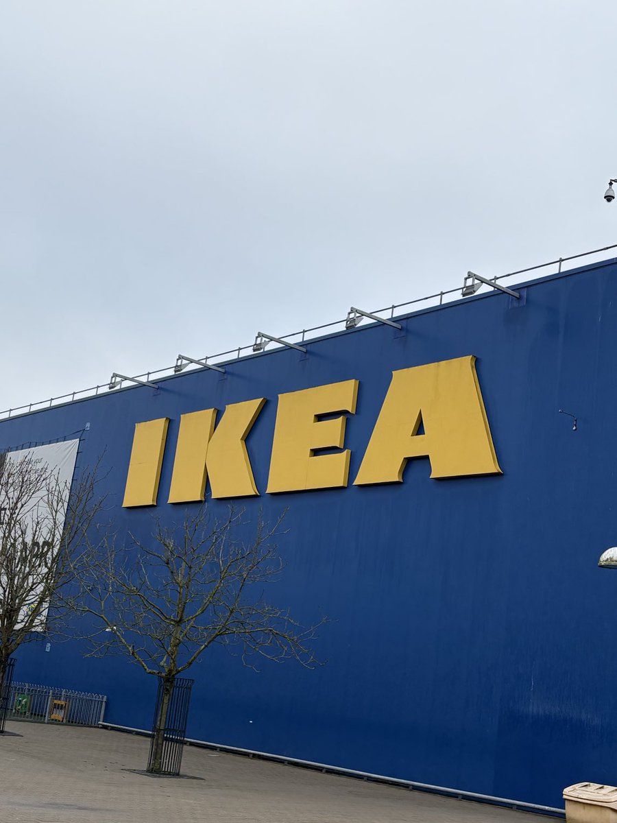 🫣 Definitely not where a (male) retiree wants to be on a nice crisp December morning