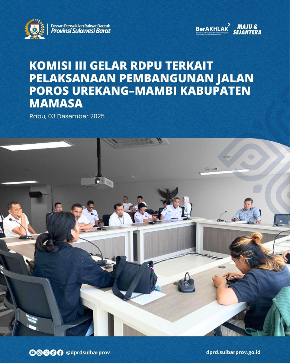 dprdsulbarprov's tweet photo. Komisi III DPRD Provinsi Sulawesi Barat melaksanakan Rapat Dengar Pendapat Umum (RDPU) terkait pelaksanaan kegiatan pembangunan jalan poros Urekang–Mambi Kabupaten Mamasa, Rabu (03/12/2025).

#humasdprdsulbar #sekretariatdprdsulbar #dprdsulbarprov https://t.co/1x9dyz7nrX