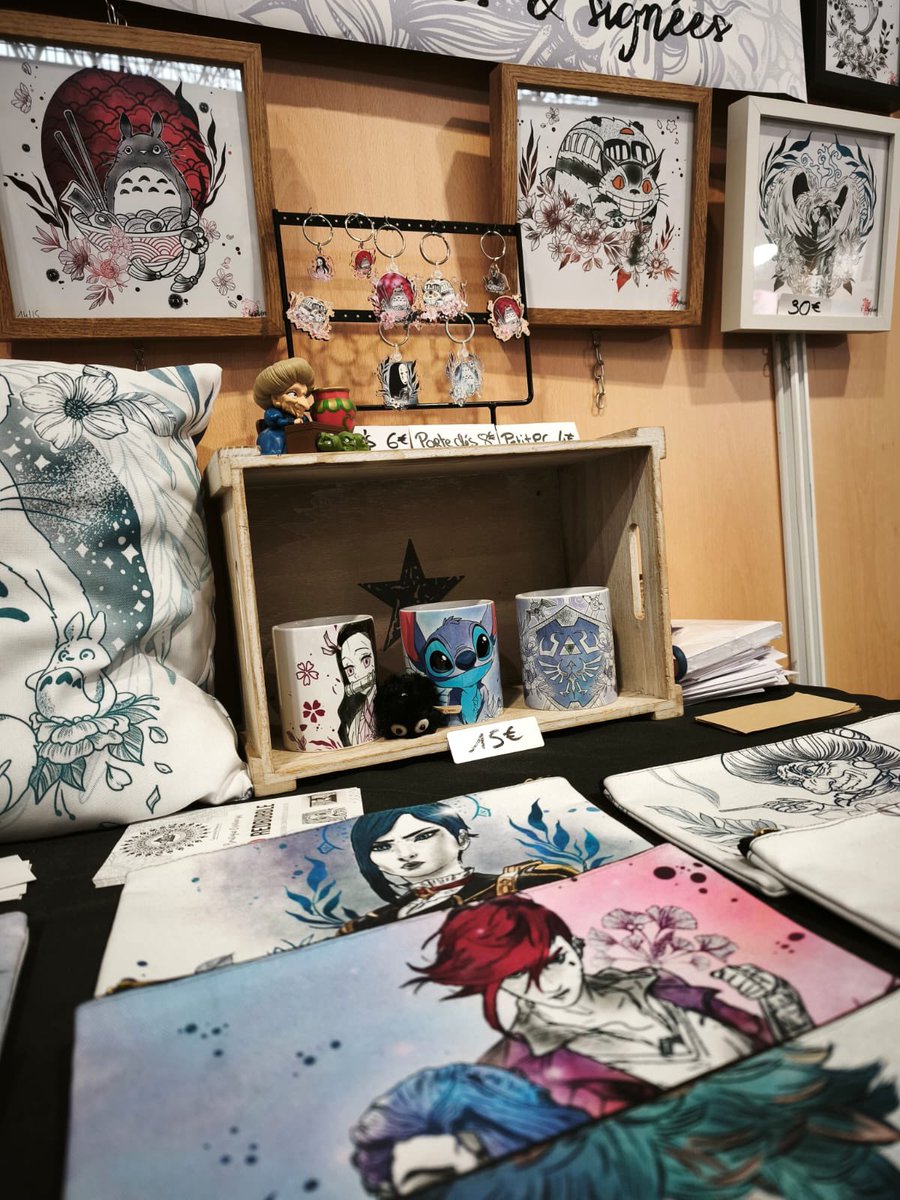 KalikaGraphisme's tweet image. Ce weekend on était à la #TGS2025 avec le stand ! #illustrationart #geek #manga #toulouse