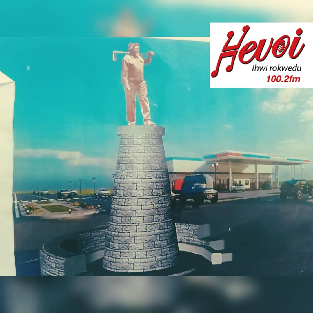 "Masvingo City is set to unveil a statue of the late Vice President Dr. Simon Muzenda at the intersection of Leopold Takawira St and Simon Muzenda St in Masvingo CBD. This initiative honors Dr. Muzenda's legacy and contributions to Zimbabwe's history.
<a href="/HevoiFm/">Hevoi FM 100.2</a>