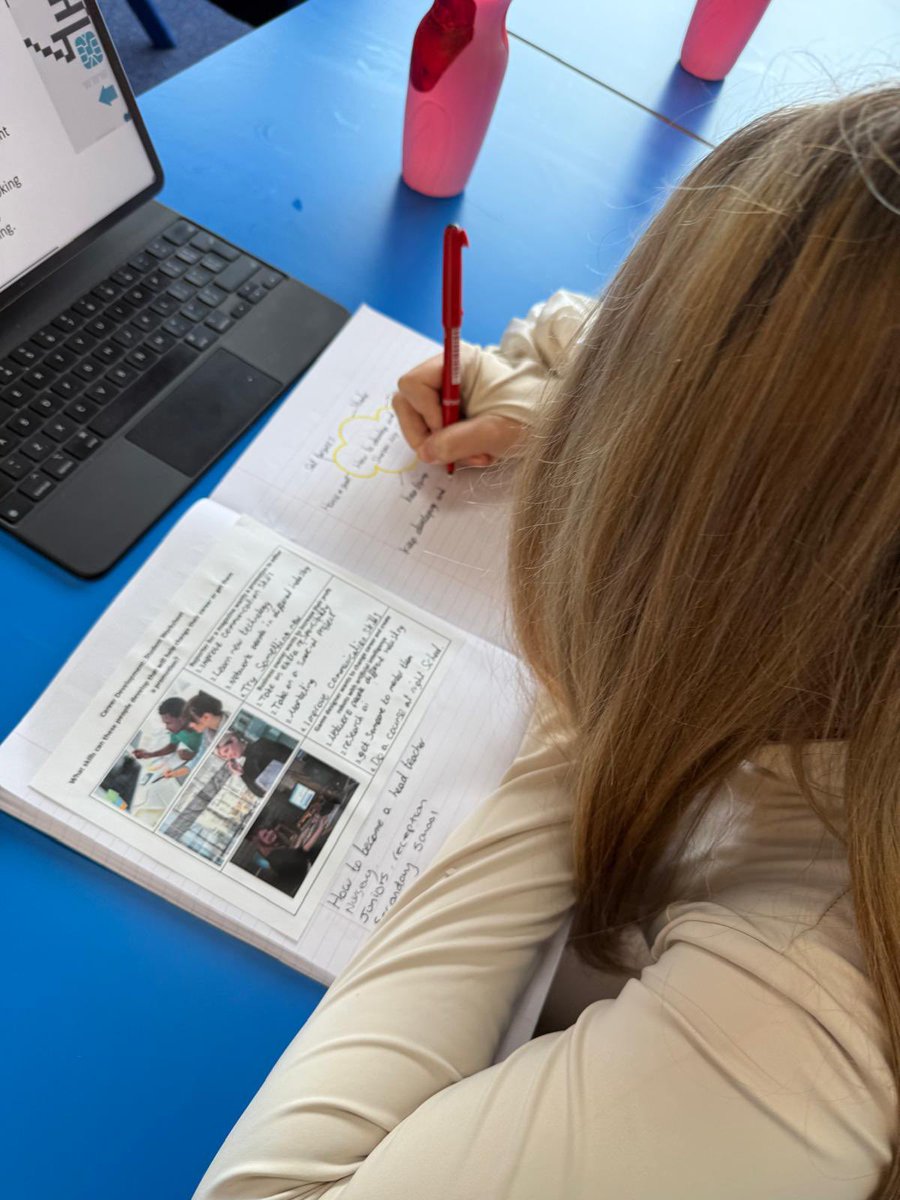 reintegreat's tweet photo. ππ This morning, our Year 10 group took a deep dive into career development during their Pixl Edge theory lesson! ππΌ They explored different pathways and skills needed for their future careers. Keep aiming high, everyone! ππ
#PixlEdge #CareerDevelopment #Year10 #FutureLeaders