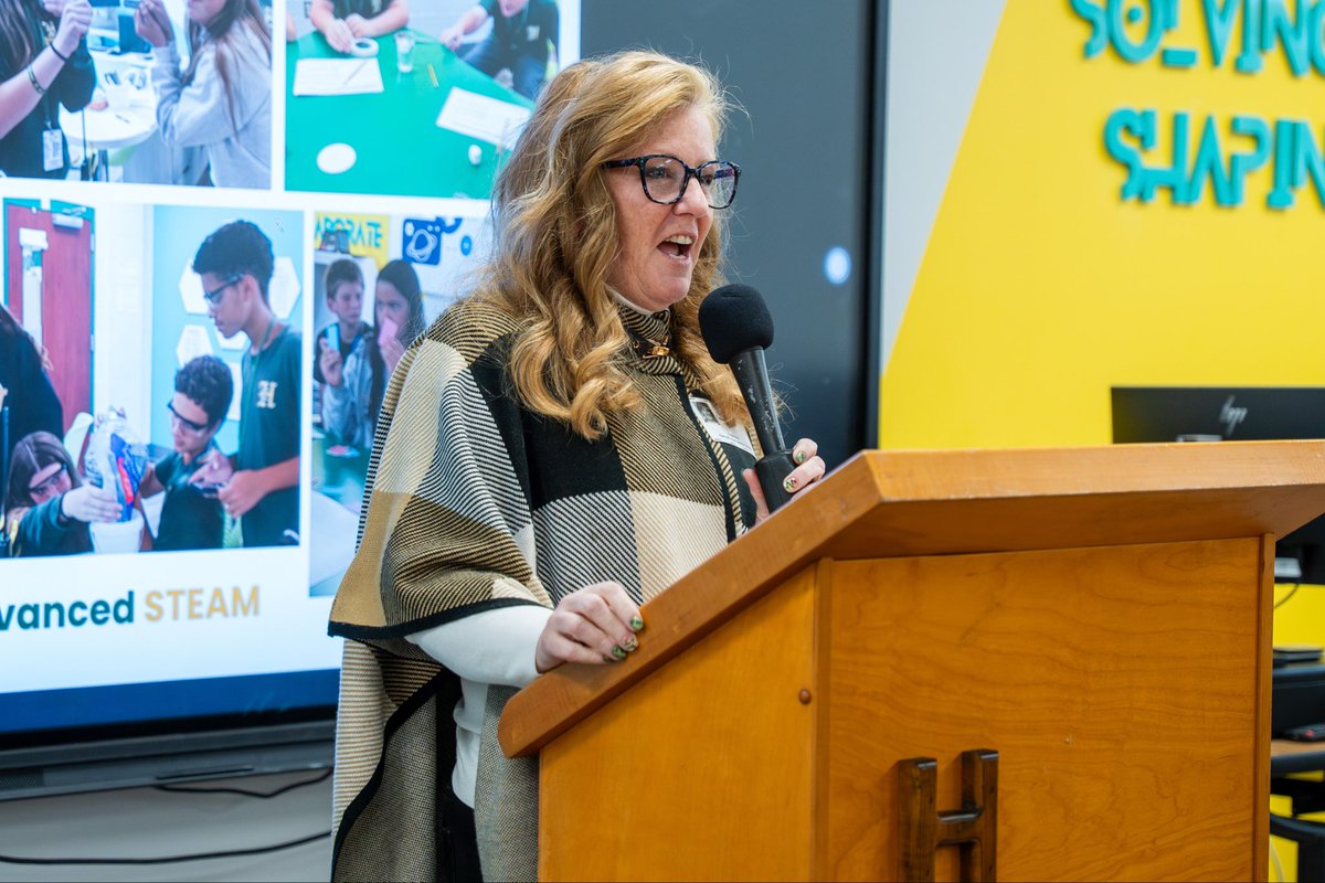 HMS Roadrunners tweet media