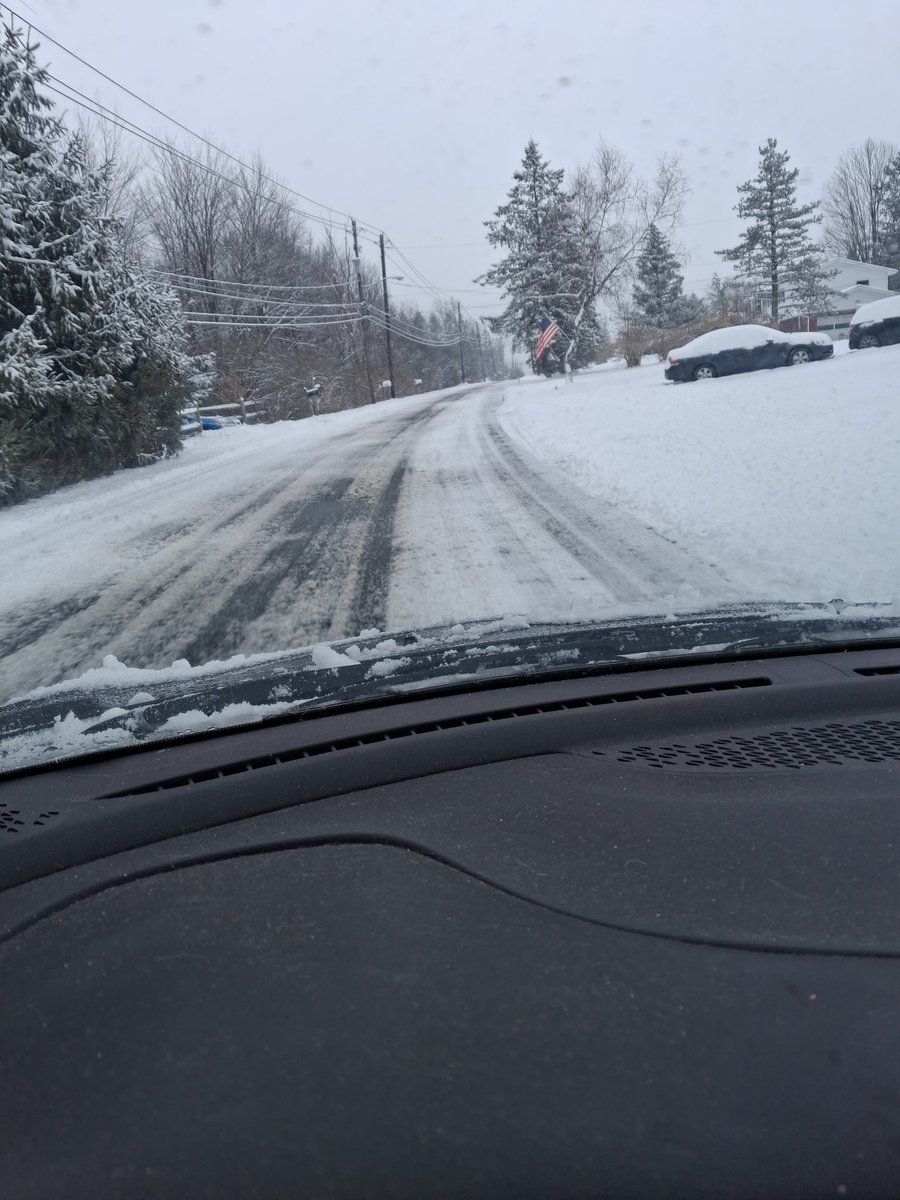 Heatherhand03's tweet photo. The great snow https://t.co/QH7CwQ3VIt