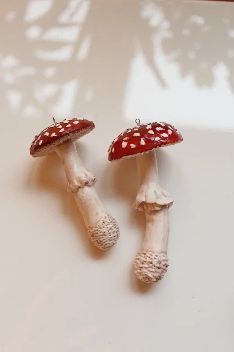 T3_Q1tv's tweet image. Настроение провести новогодний конкурс. Давай, праздничная магия твиттера, не подведи! 🎄🐴

Я хочу поделиться частичкой магии, а правила просты:
– Ретвитнуть этот пост
– Подписаться на меня
– Ждать

Победитель сможет выбрать мухомор или любую волшебную палочку. Удачи вам! 🍄🪄✨