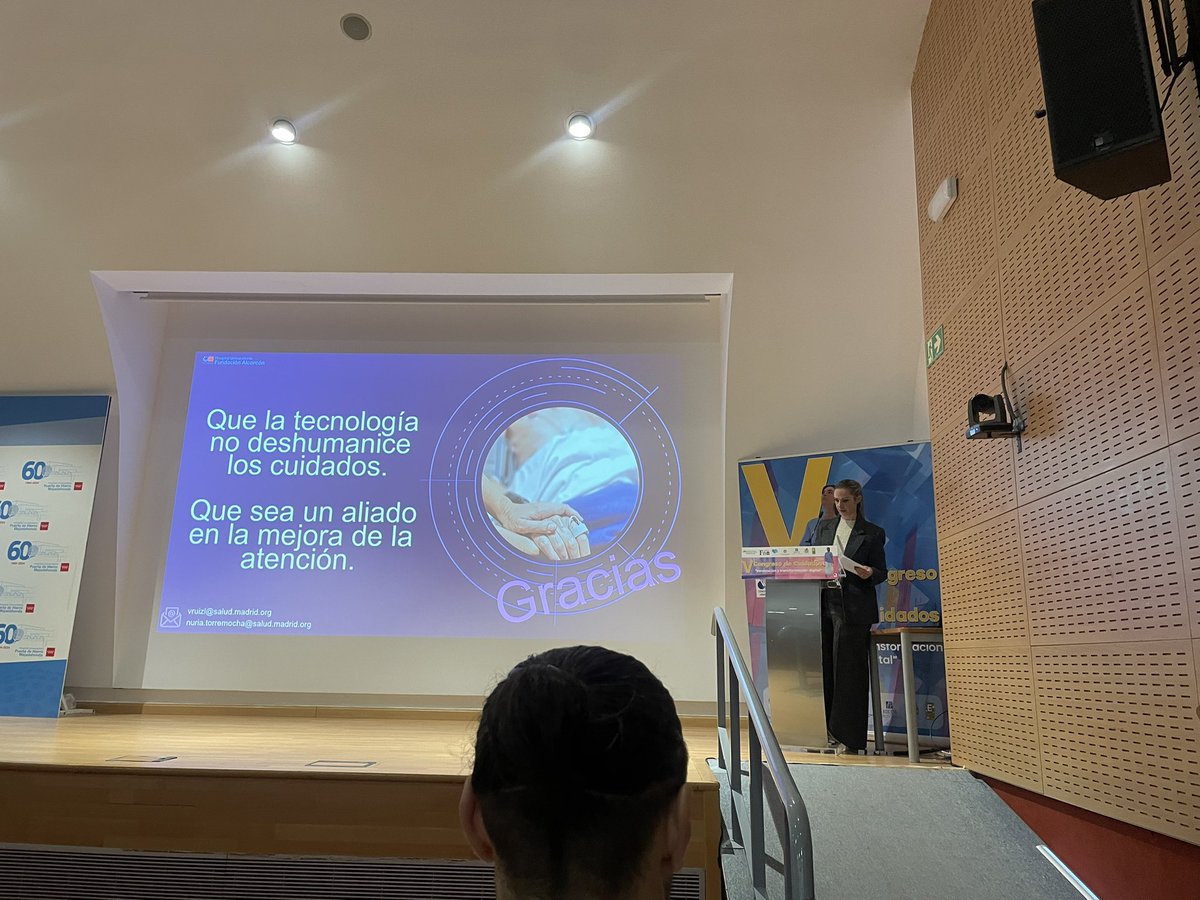bflasquetty's tweet photo. Proyectos de innovación interesantísimos en #CongresoCuidados Enseguida conocemos el ganador!!! @cursosfnn https://t.co/8cIc2KP4Kp