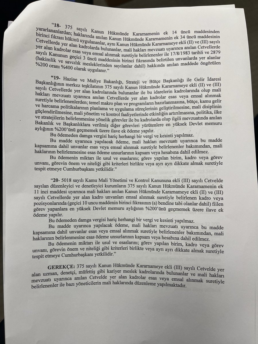 Plan Bütçe Komisyonunda bazı kadrolara 30.000 TL ek zam yapılırken, kamunun omurgasını oluşturan mühendisler yine kapsam dışı bırakıldı.
TMMOB’un, bağlı odaların ve tüm şubelerin bu konuda derhal açıklama yapması ve meslektaşlarının haklarına sahip çıkması gerekiyor.
Bugün susma