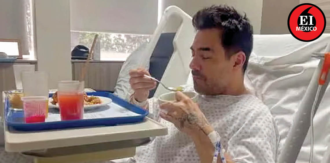ElInformanteMX's tweet image. Operan a @OMARCHAPARRO de #emergencia tras una #grabación

El #actor se mostró en #RedesSociales mediante una #fotografía donde estaba en una #camilla junto a su #esposa, quien lo cuida durante su #recuperación.
elinformante.mx/?p=96985