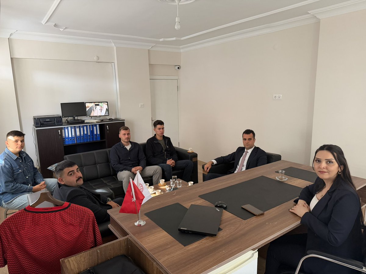 Hatay Ülkü Ocakları İl teşkilatı 3 Aralık Dünya Engelliler günü sebebiyle kurumumuzu ziyaretleriyle bizleri mutlu etmiştir. Ziyaretlerinden dolayı teşekkür eder, çalışmalarında başarılar dileriz.