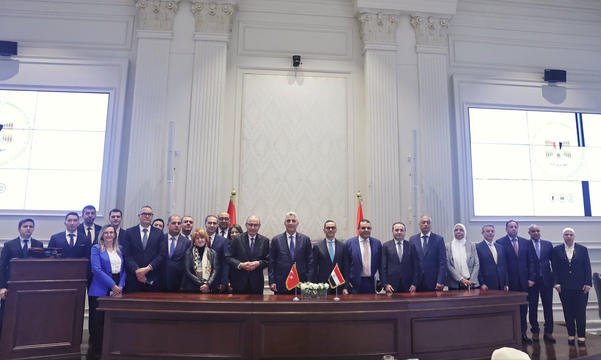 Kahire’de gerçekleştirilen Türkiye-Mısır Yüksek Düzeyli Ticari İstişare Mekanizması (YDTİM) II. Dönem Toplantısını, Mısır Yatırım ve Dış Ticaret Bakanı Sayın Hassan El-Khatib ile birlikte başarıyla tamamladık.

Toplantımızda; iki ülke arasındaki ticaret hacminin artırılması,