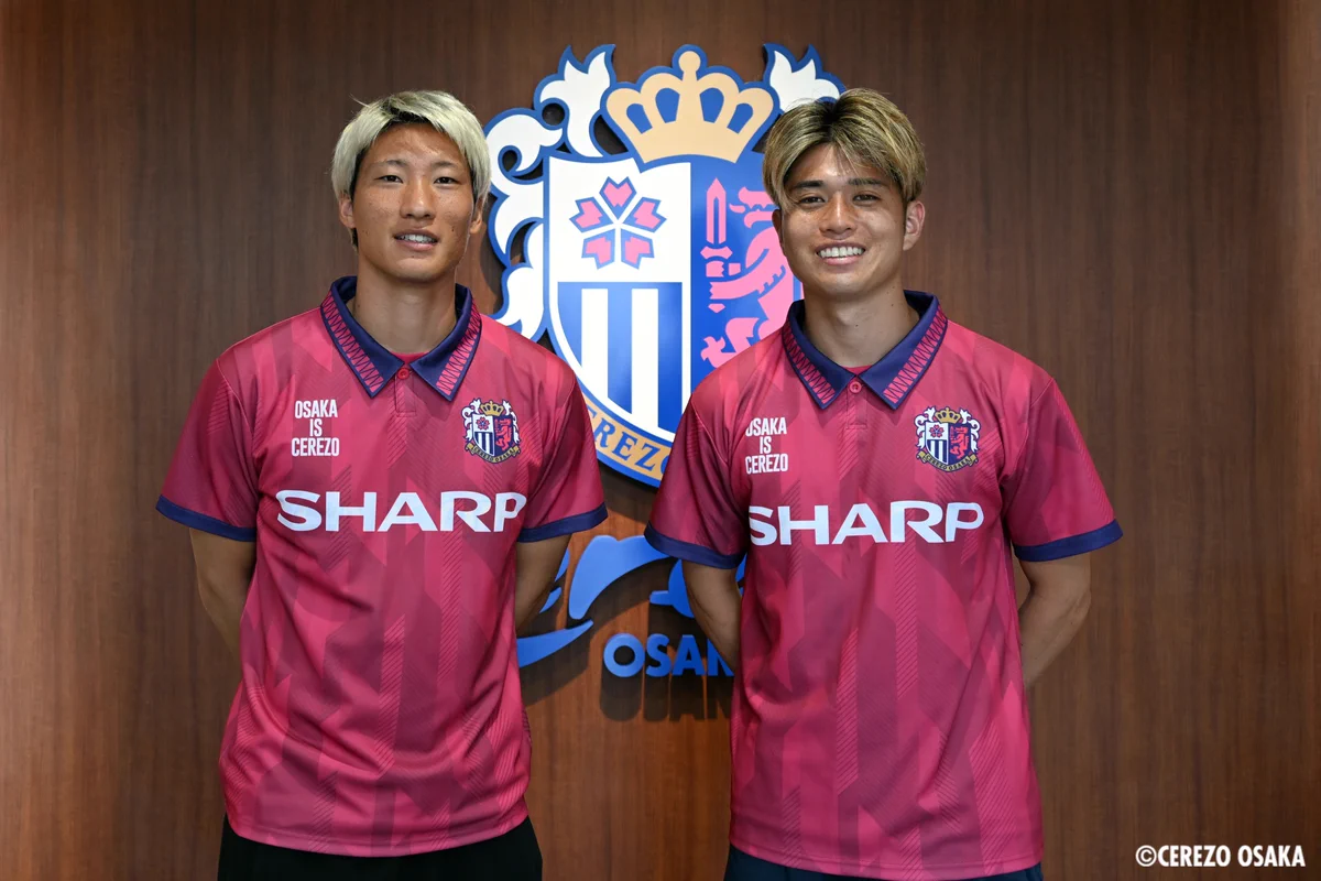 サイン付き　セレッソ大阪コンフィットシャツ長袖　2023シーズンキーホルダー付き SHARP シャープ株式会社 on X: 