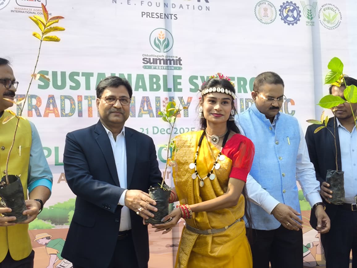 IN_GreenSummit's tweet photo. 🌱 Join us at the Summit as we continue this collective commitment to a greener tomorrow. https://t.co/vql1CtjaVp