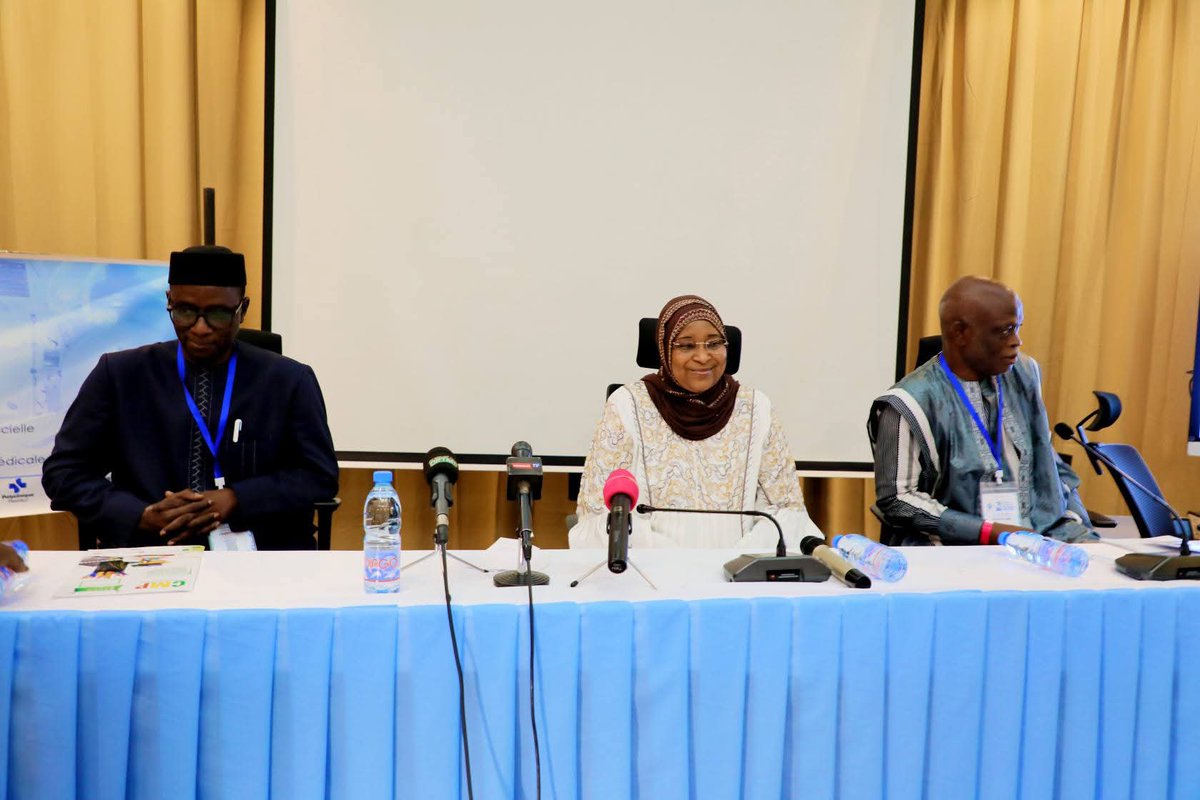 Ministère de la Santé et du Développement Social tweet media