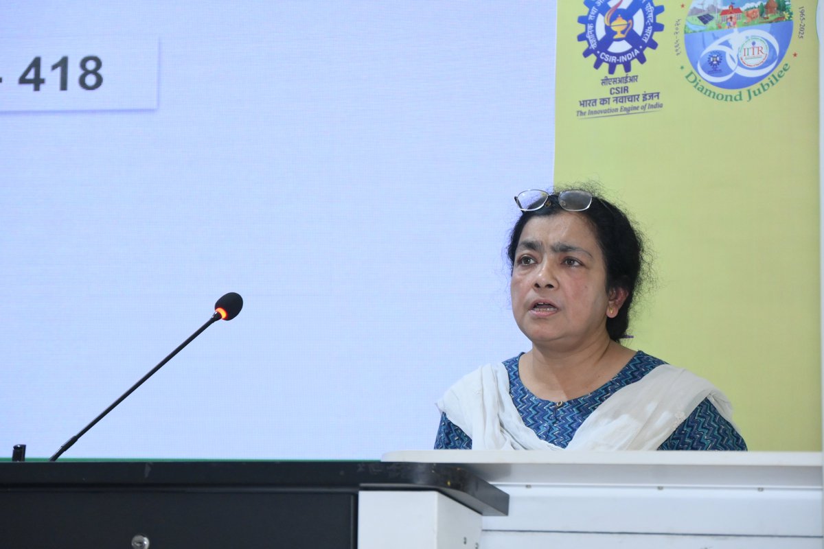 CSIR_IITR's tweet image. Dr Sanghamitra Bandyopadhyay, Chief Scientist, @CSIR_IITR , delivered the Seminar lecture under #weeklyseminar #lecture #IITR #series on the topic “Bisphenol S and Bisphenol F as Molecular Triggers of Neurodegeneration: Disrupting Endocrine and Neuronal Signaling in the Brain”
