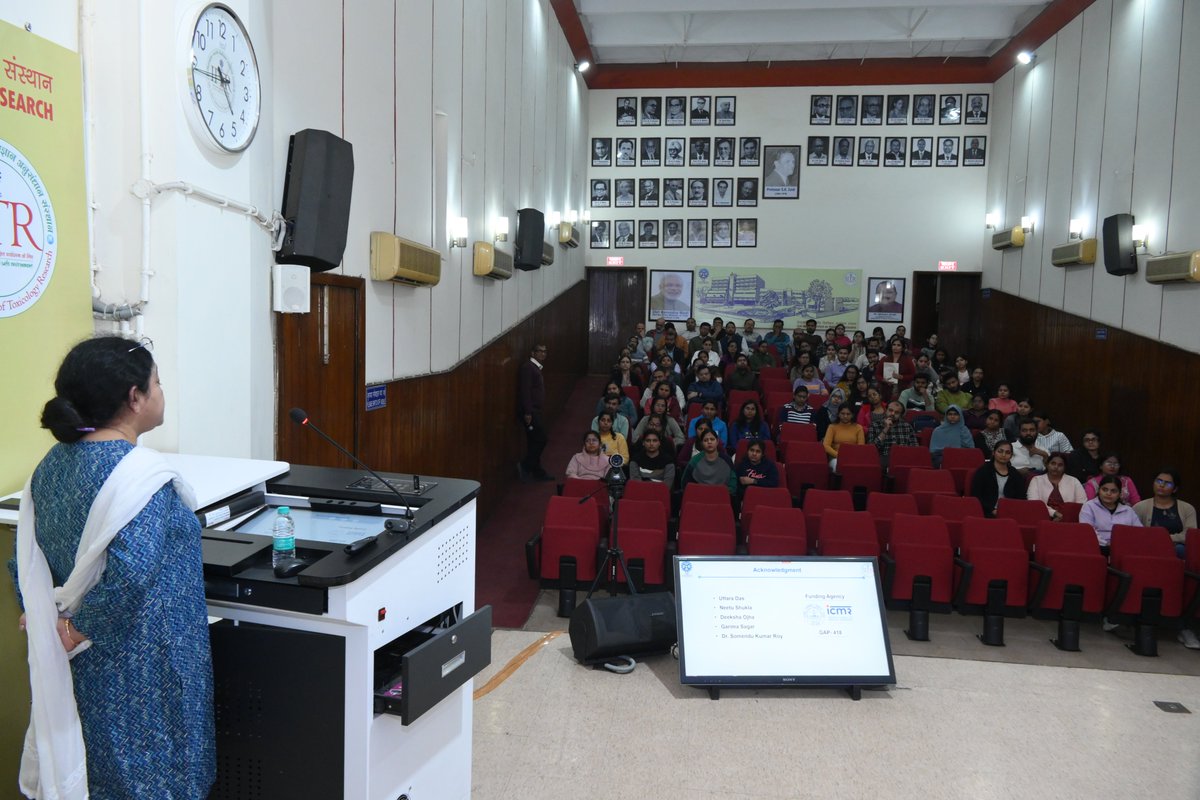 CSIR_IITR's tweet image. Dr Sanghamitra Bandyopadhyay, Chief Scientist, @CSIR_IITR , delivered the Seminar lecture under #weeklyseminar #lecture #IITR #series on the topic “Bisphenol S and Bisphenol F as Molecular Triggers of Neurodegeneration: Disrupting Endocrine and Neuronal Signaling in the Brain”