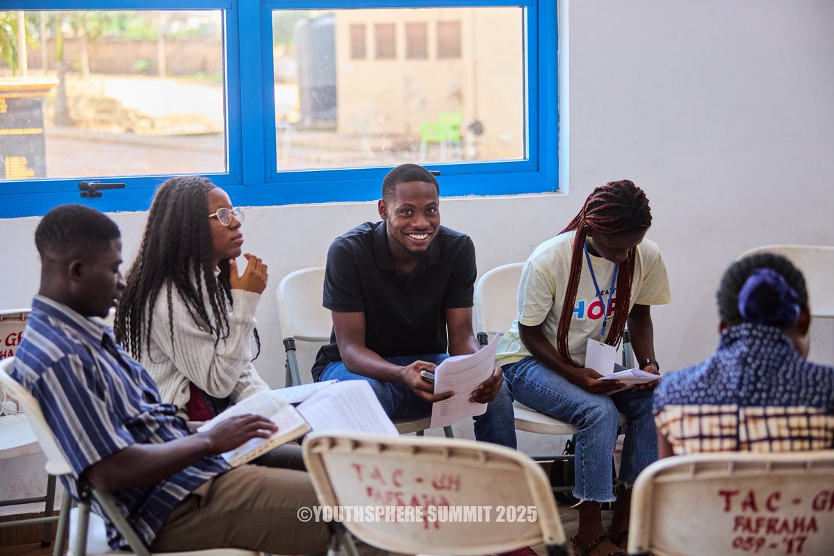 ancientpatterns's tweet photo. Empowered together: learning, unlearning, and growth shaping character through every conversation 

#Christianity #ghana #Youth https://t.co/tjttZzbmvV