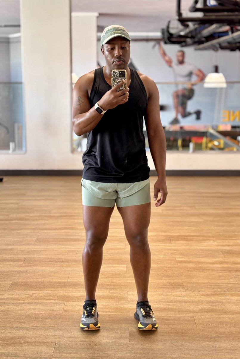 Thabelang tweet media