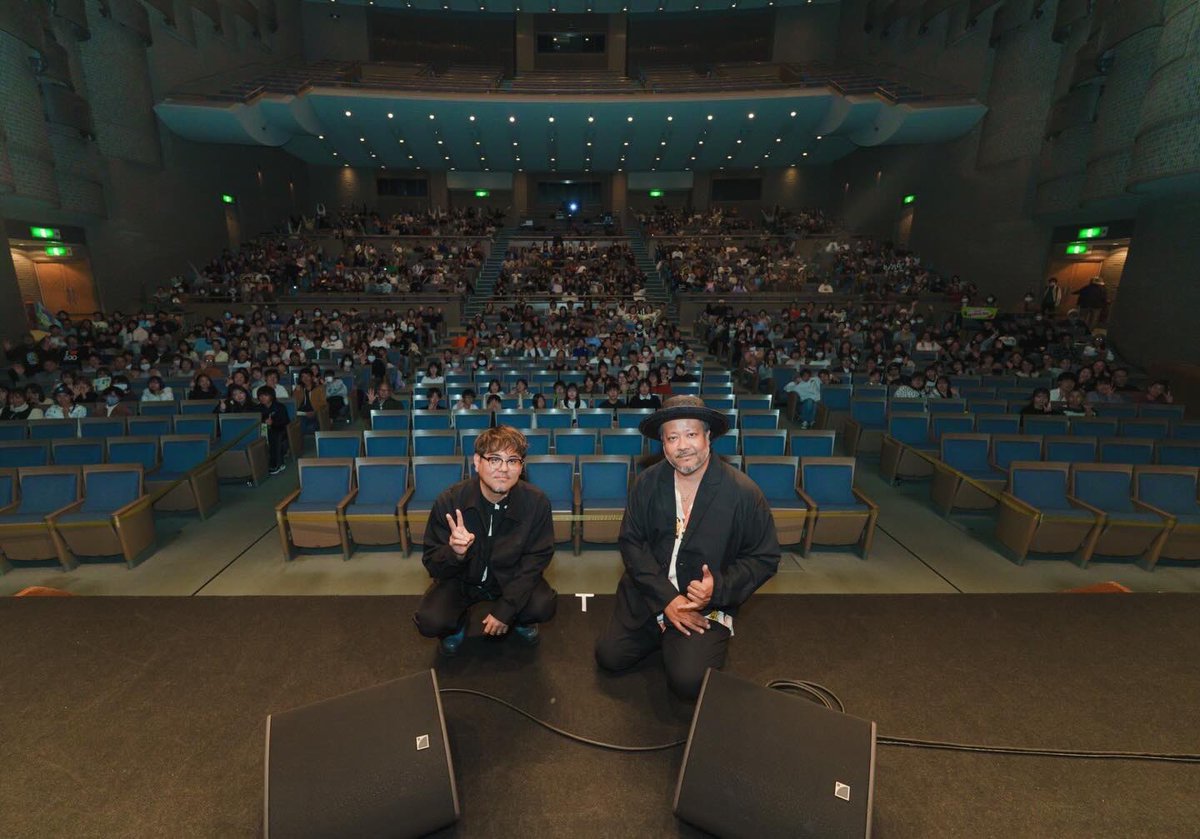 1日目　5作品目は【小さな恋のうた】を上映いたしました！

ゲストにはプロデューサー山城竹識さん・キヨサクさんが来てくださいました！

上映後にはトークショーにライブと豪華すぎる時間をありがとうございました！

幸せに溢れた時間になりました☺️💞

#映画 #fes #映画好きな人と繋がりたい