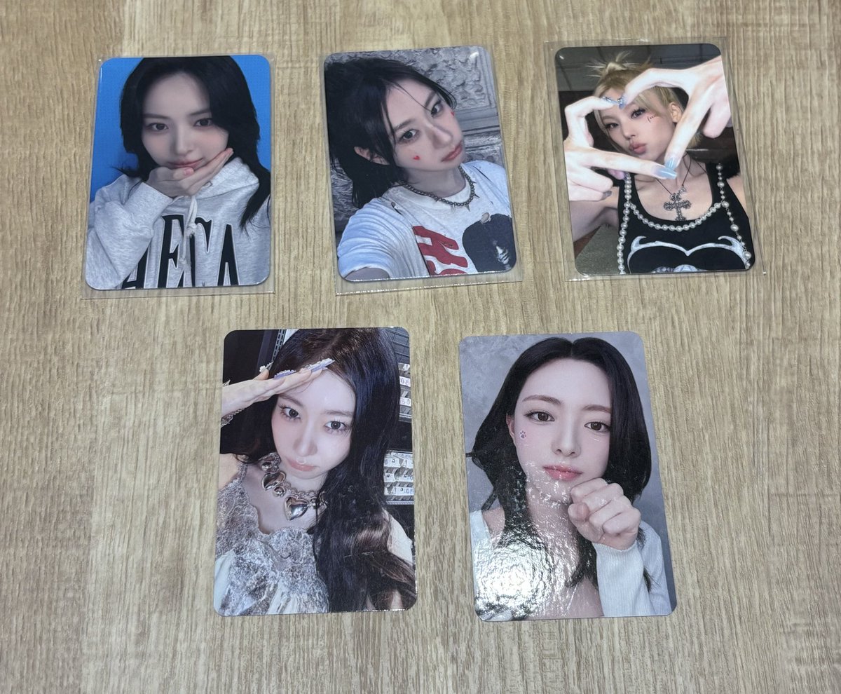 ITZY itzy 効果 トレカ タワレコ 特典 HMV TUNNEL VISION Collecter 譲