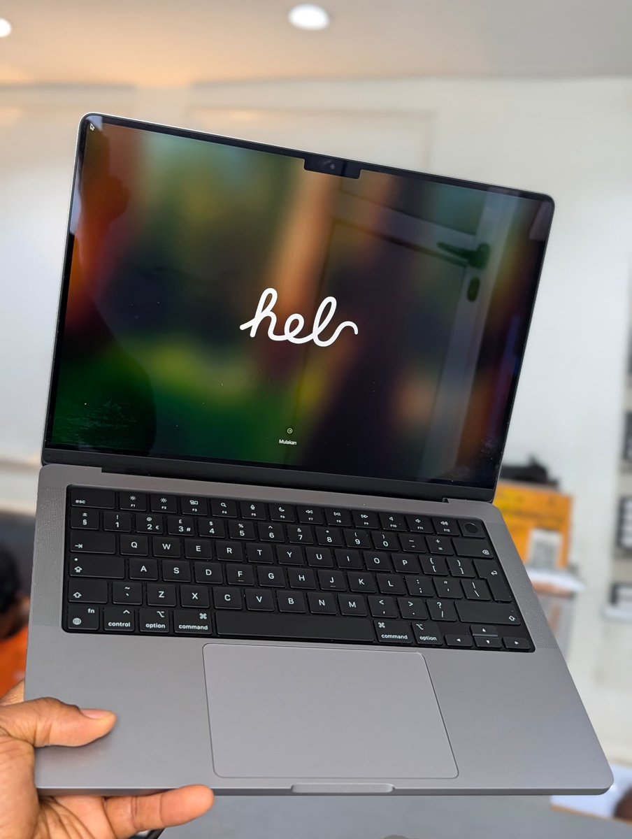Fagalex_Insight's tweet image. MacBook for creators 

Ver clean MacBooks 💻 comes with store warranty 

To order: WhatsApp 09025101778 or dm @goodeal_store 

2021 MacBook Pro (14-inch, Apple M1 Pro with 8-core CPU and 14-core GPU, 16GB RAM, 512GB SSD) - Space Grey &amp;amp; Silver ₦1,600,000

2023 MacBook Pro…