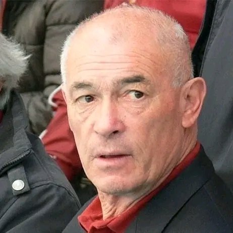 ILTOROSIAMONOI's tweet photo. "Il Toro è una malattia creata da giocatori che davano tutto in campo, ora non è più così. E’ solo una conseguenza di un errore madornale: nessuno trasmette più i valori del Toro e quindi la squadra non sa neanche con quale maglia stia giocando. Cairo non l’ha mai capito mandando via tutti quelli che sapevano di Toro. Cosa auguro al Toro? Di tornare ad essere il Toro, quando vinceva e faceva paura a tutti”.

 “Cos’è il Toro per me? Sono stato 17 anni al Filadelfia, una vita. Sarei rimasto ancora se Moggi non mi avesse cacciato nel 1982, per me è stata una ferita. Però il Toro mi ha dato tutto, compresa la fortuna di avere Ferrini come capitano: con lui hop capito che prima di essere giocatori bisogna essere uomini”.