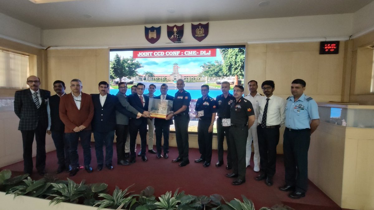 HuneySankhayan's tweet photo. ICGS Vigraha is on an operational visit to Jakarta (Dec 2–5) to boost India–Indonesia Coast Guard cooperation through joint drills, training &amp; maritime security coordination. The visit strengthens Indo-Pacific safety and regional partnership.#ICG #IndiaIndonesia #MaritimeSecurity https://t.co/vGjFfXm4ei