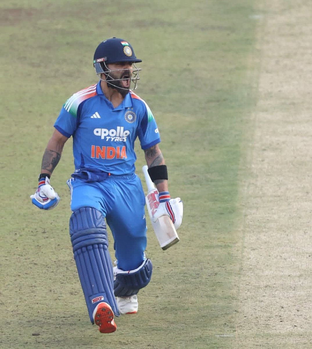 Adityakrsaha's tweet photo. This ROAR from Kohli is for everyone who doubted his commitment https://t.co/CMT9ppy1aJ